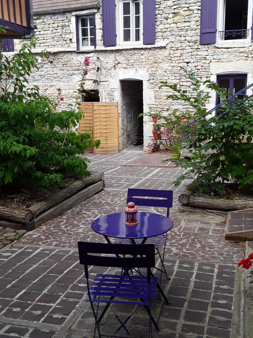 Chambres D'Hotes Les Coutas Mailly-la-Ville Exterior foto